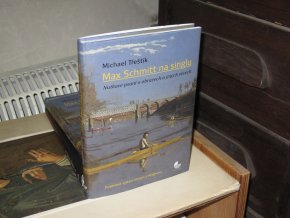 Max Schmitt na singlu: Nutkavé psaní o obrazech a jiných věcech