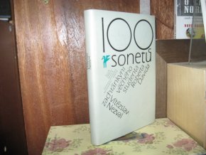 100 sonetů zachránkyni věčného studenta Roberta Davida
