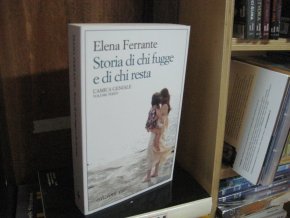 Storia di chi fugge e di chi resta
