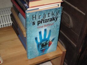 Hrátky s přízraky