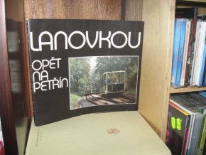 Lanovkou opět na Petřín