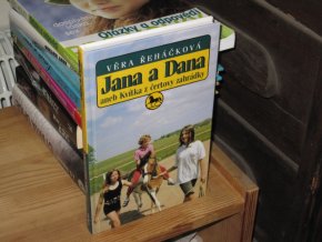 Jana a Dana aneb Kvítka z čertovy zahrádky