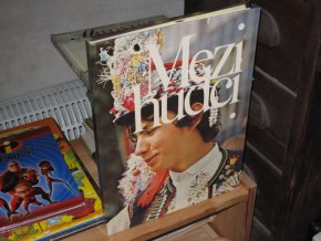 Mezi hudci