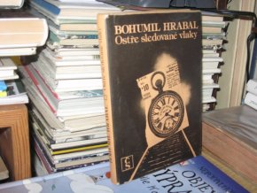 Ostře sledované vlaky