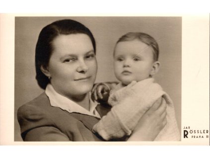 33. PORTRÉT ŽENY S DÍTĚTEM