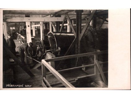 29. František Drtikol - Oplachování rudy a třídění