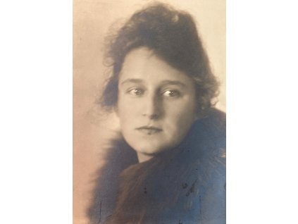 59. František Drtikol - portrét ženy