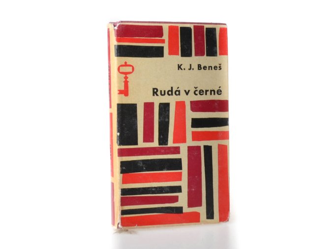 Rudá v černé