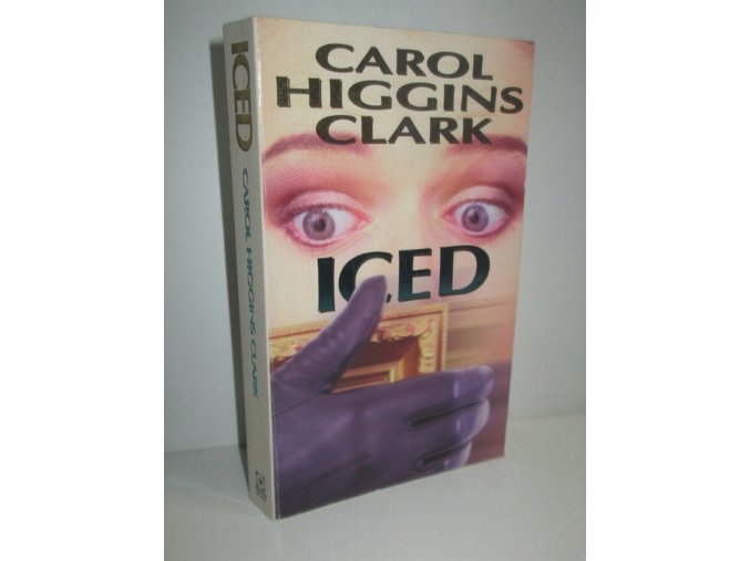 Iced : A Regan Reilly Mystery