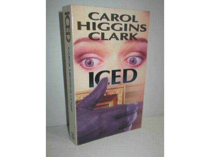 Iced : A Regan Reilly Mystery