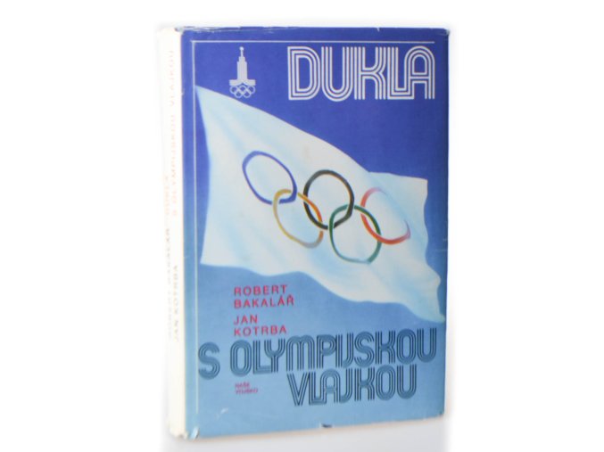 Dukla s olympijskou vlajkou