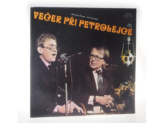 Večer při petrolejce