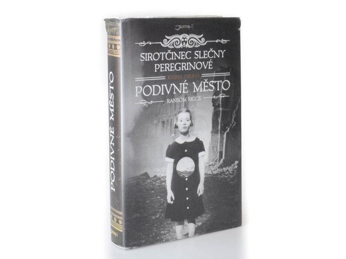 Sirotčinec slečny Peregrinové - kniha druhá: Podivné město (2014)