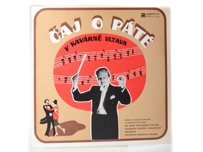Čaj o páté v kavárně Vltava