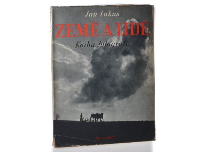 Země a lidé : kniha fotografií