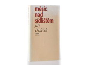 Měsíc nad sídlištěm