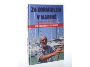 Za kormidlem v marině