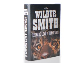 Leopard loví v temnotách