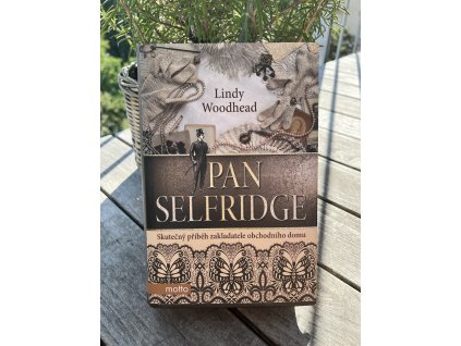 Pan Selfridge