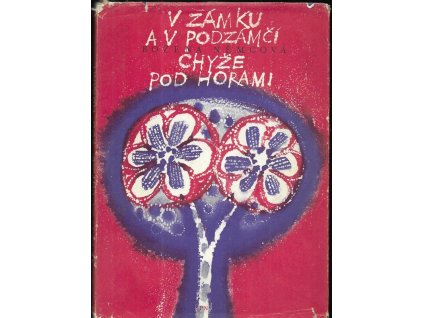 473933 v zamku a v podzamci chyze pod horami