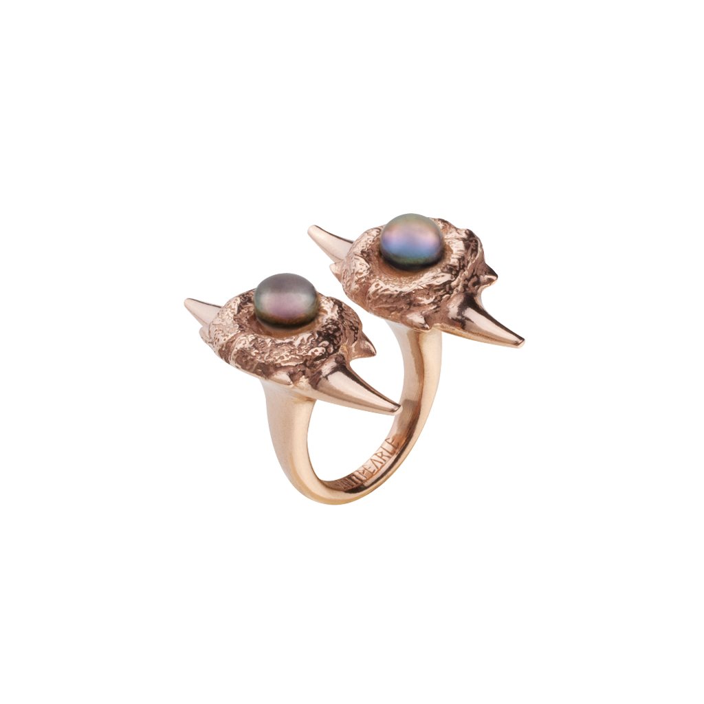 Double blacktip pearl ring-gold