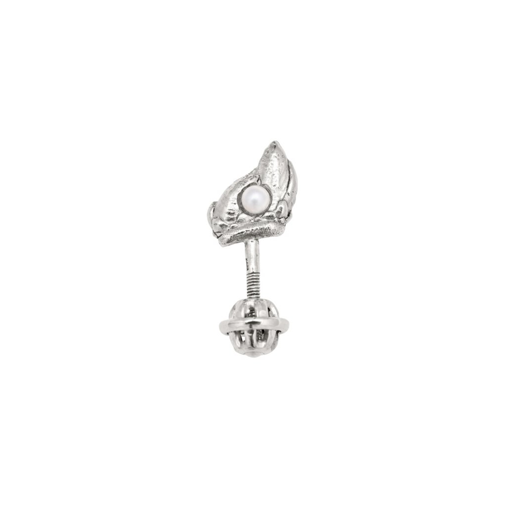 Ava pearl earring B - right - silver