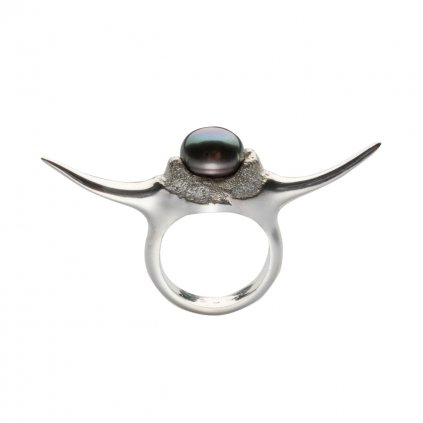 Fang up pearl ring-silver