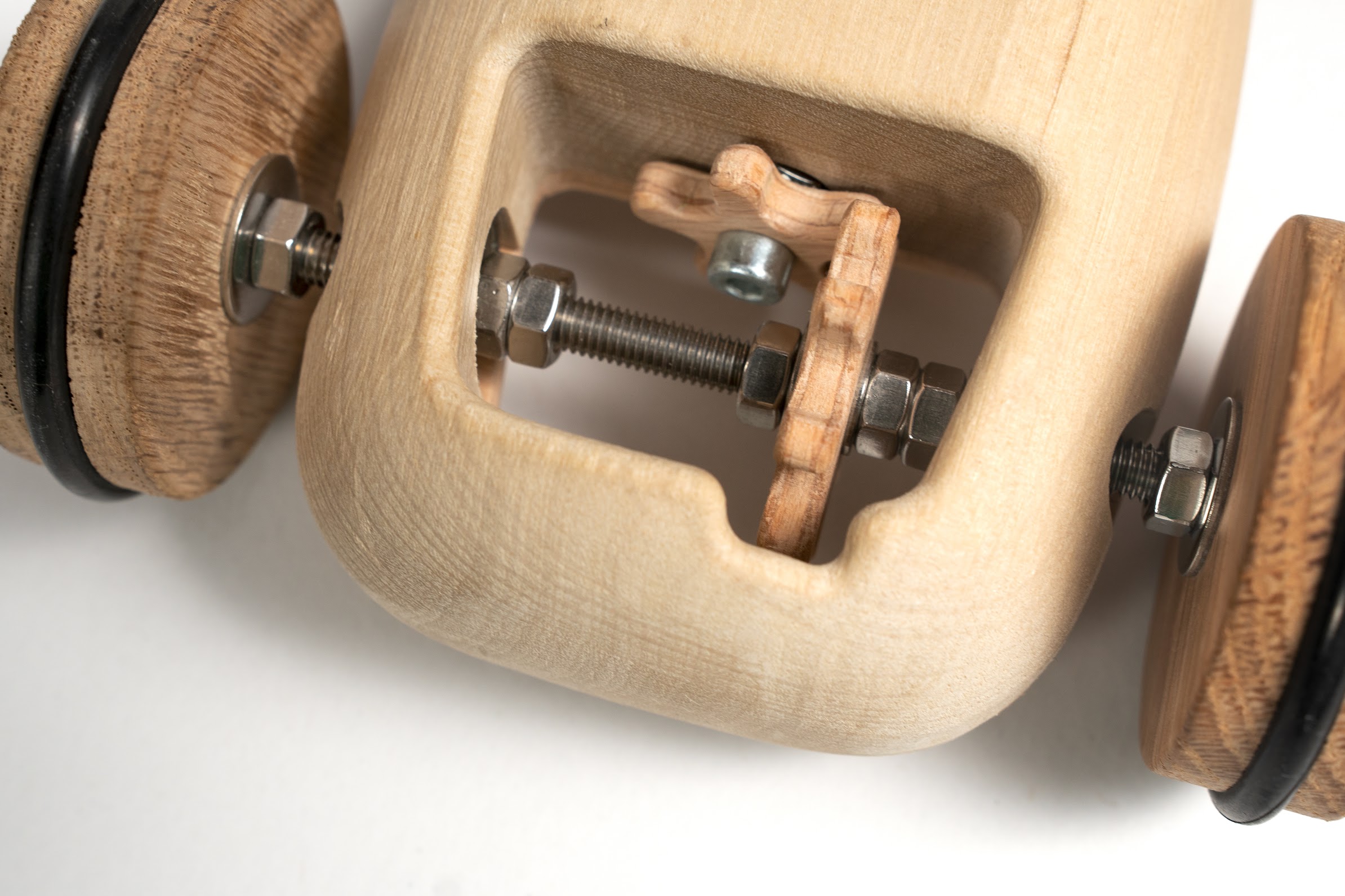 Drevené naťahovacie autíčko ZOE 8 Antonie Emma