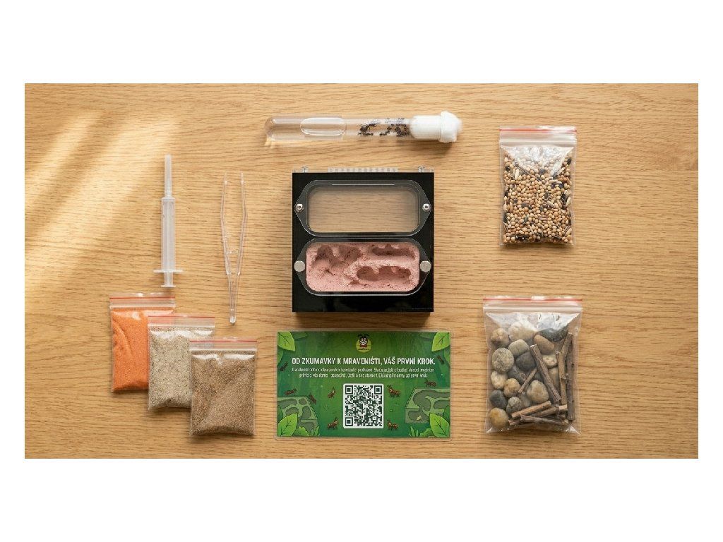 Kompletní obsah sady mravenčí farmy