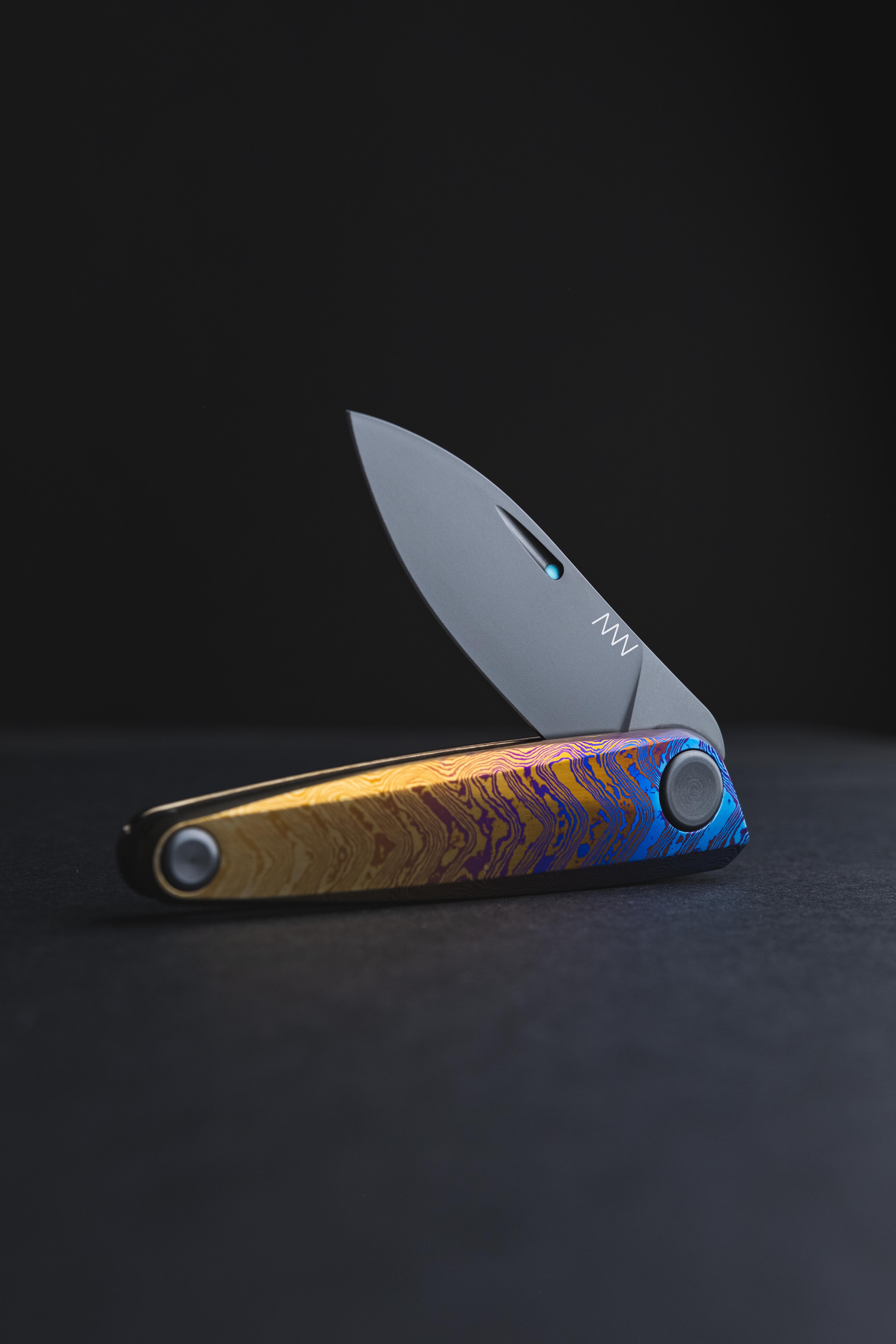 ACTA NON VERBA Z050 BB Blade: Stonewash / Plain edge, Handle and Lock: Dural Black / Slipjoint