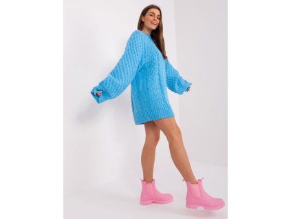 Modré pletené šaty s oversize střihem