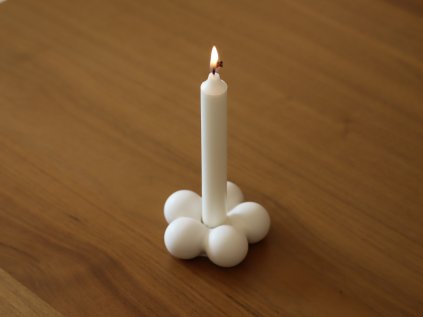 Vanocni svicen Anya design