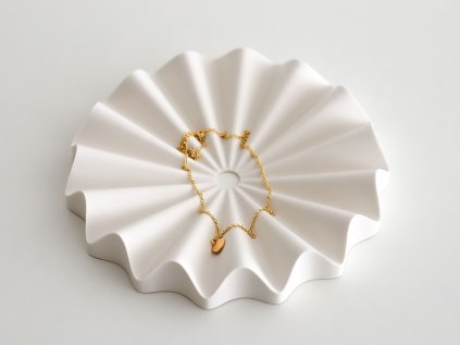 VLNITÝ KULATÝ PODNOS ZARA