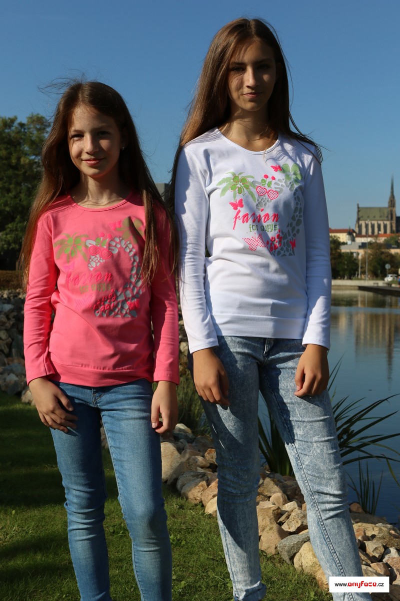 Výprodej se slevou 30% - chceme udělat radost a zároveň uvolnit místo pro novou kolekci.