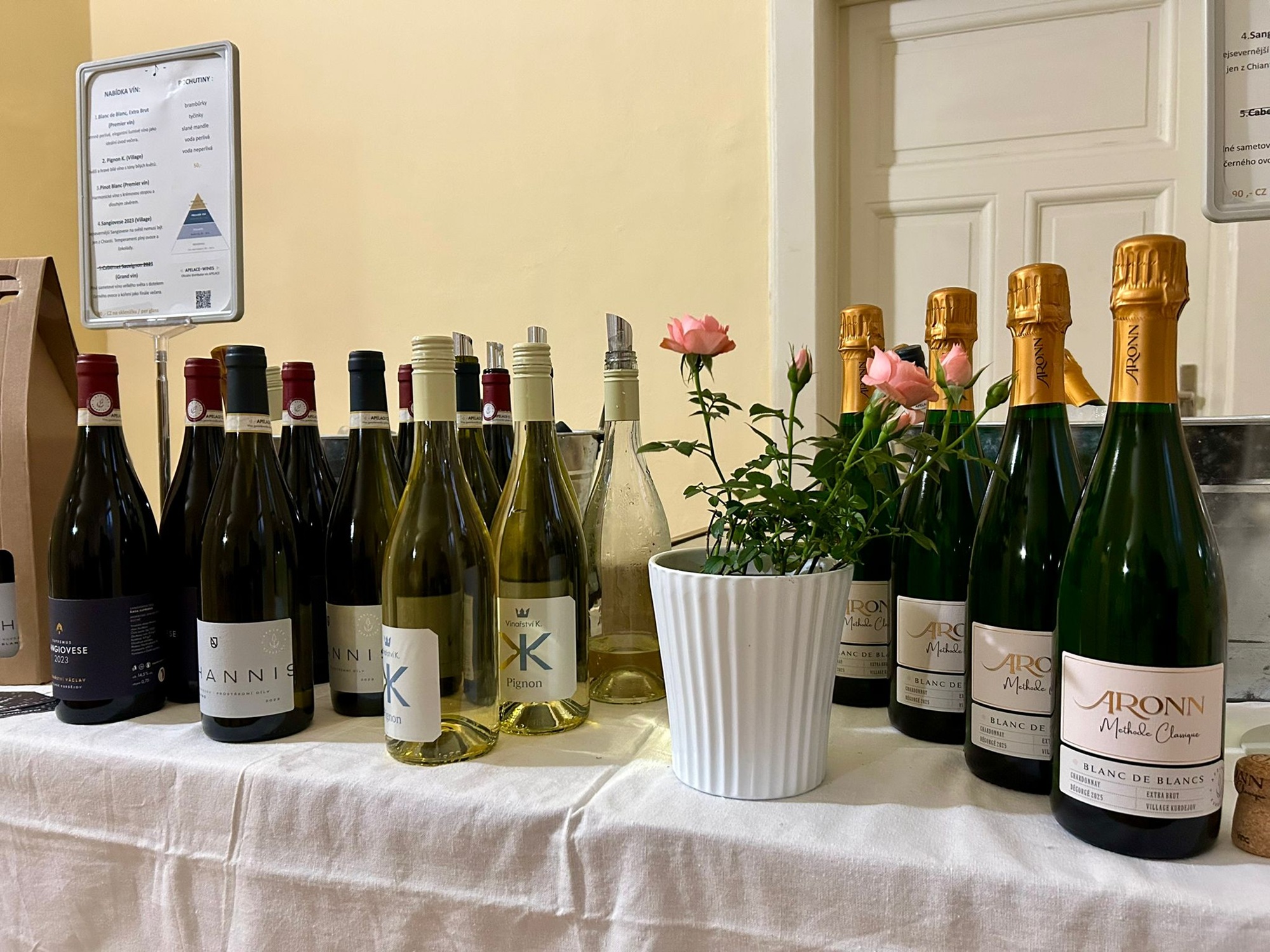 Hudba a víno v dokonalé harmonii – první koncert Pražákova kvarteta v Hlaholu