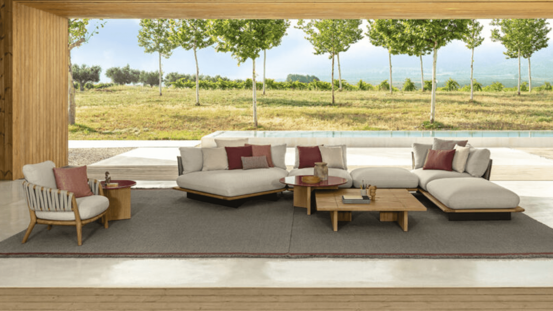 Trendy v outdoorovém nábytku na letošní sezónu: Styl a udržitelnost