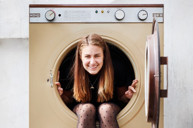 Kdo stojí za foťákem? A shoot číslo nula v pračce