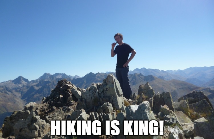 hiking-is-king-1