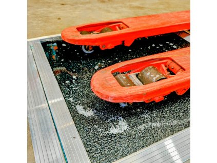 05a2d7f6fe851932dd82768302db84c0