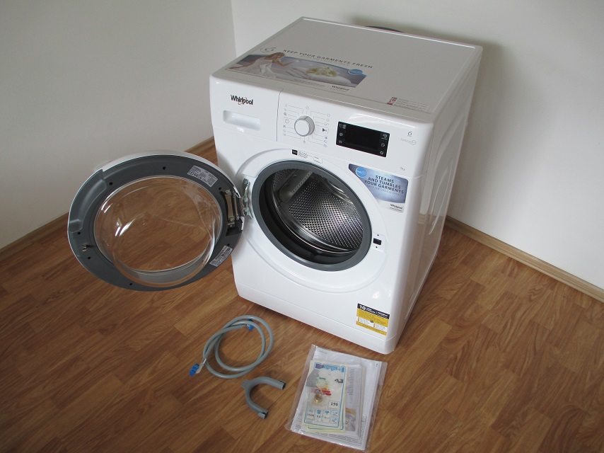 Recenze nové pračky Whirlpool FWG91484W EU