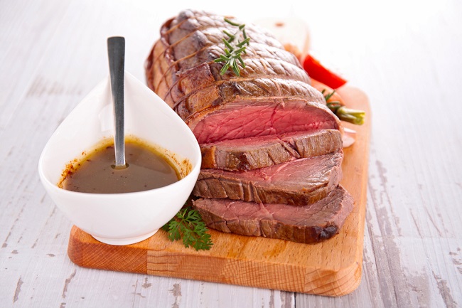 Jak upéct ten nejlepší roastbeef v mikrovlnce i klasické troubě