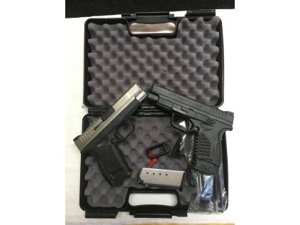 B5E4ABE3 094C 4324 8242 0F3D6DBD1C83