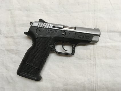 6D9FA82D FA34 40A4 BBF8 F960FEBECF01