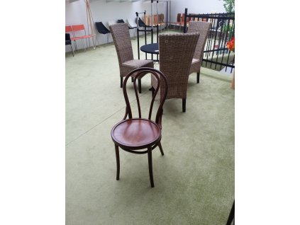 Jídelní židle thonet thonetka č. 018 s hladkým sedákem