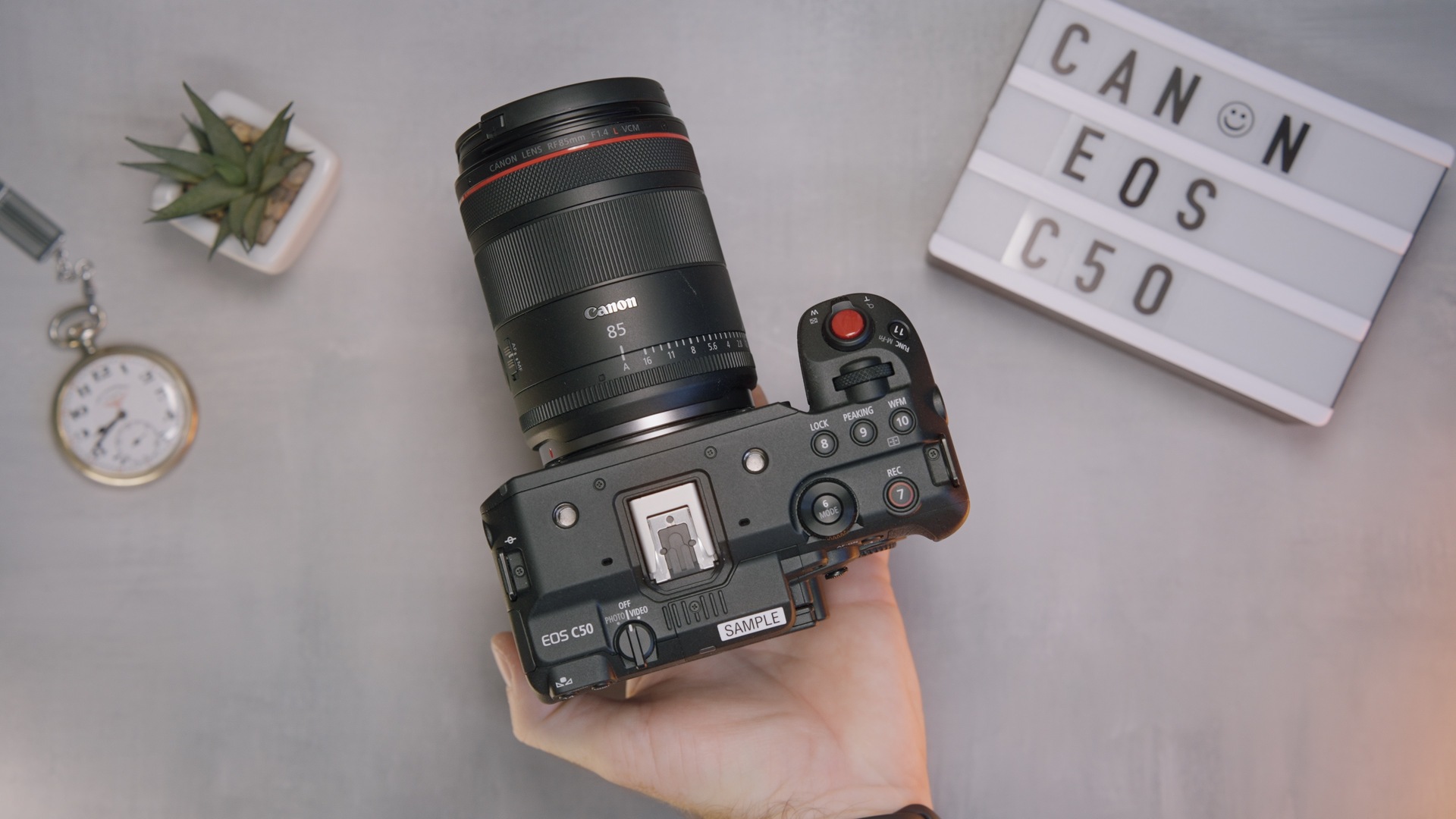 Canon rozširuje svoj rad filmových kamier a portfólio objektívov s bajonetom RF