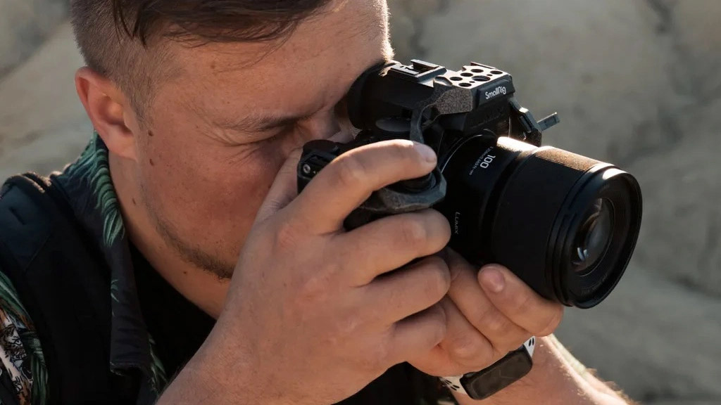 Panasonic predstavuje najmenší a najľahší stredný makro teleobjektív: Lumix S 100 mm f/2.8 MACRO