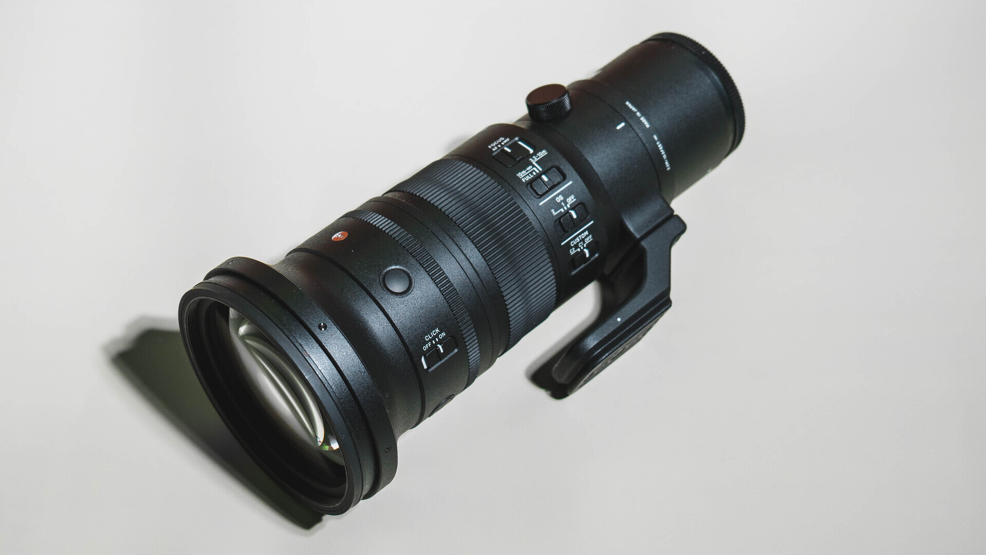 Kompaktný teleobjektív Sigma 500 mm s clonou f/5.6