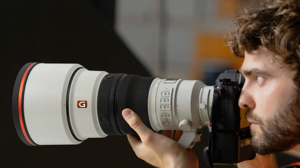 Sony uvádza na trh doteraz najľahší pevný teleobjektív: G Master FE 300 mm f/2.8 GM OSS