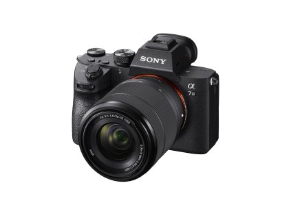 Sony Alpha A7 Mark III + FE 28-70mm f/3.5-5.6 OSS
