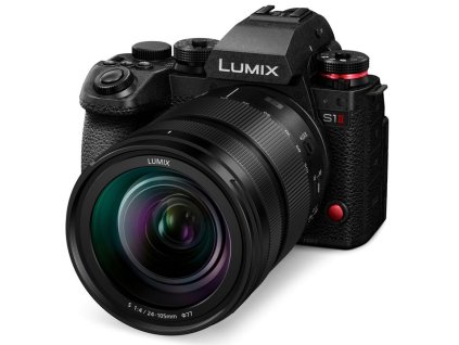 Panasonic Lumix S1 II + Lumix S 24-105 mm f/4